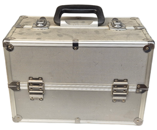 6 unterschiedliche Metallkoffer / Waffenkoffer